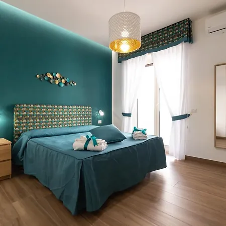 Napolilive 4* Νάπολη