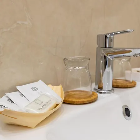 Napolilive Oda ve Kahvaltı