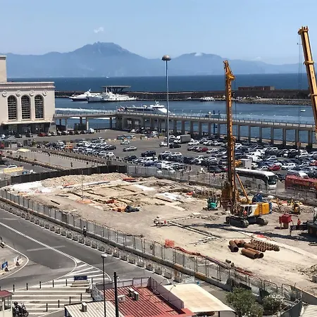 Oda ve Kahvaltı Napolilive Napoli