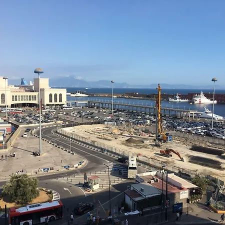 Oda ve Kahvaltı Napolilive