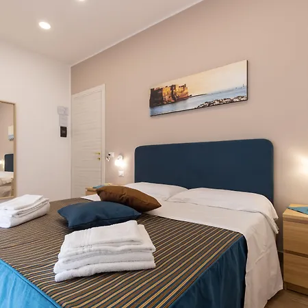 Napolilive 4* Napoli