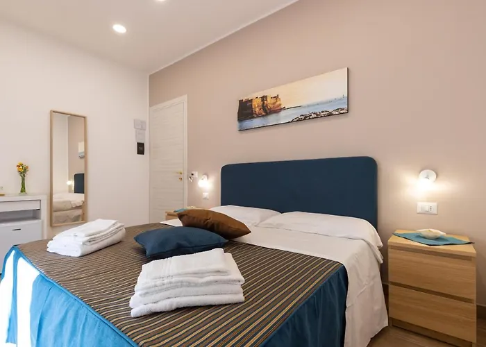 Napolilive 4* Neapel