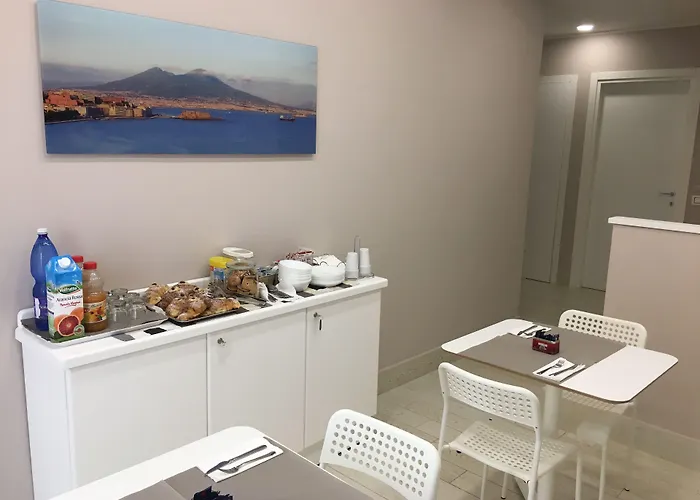 Napolilive Frühstückspension 4*